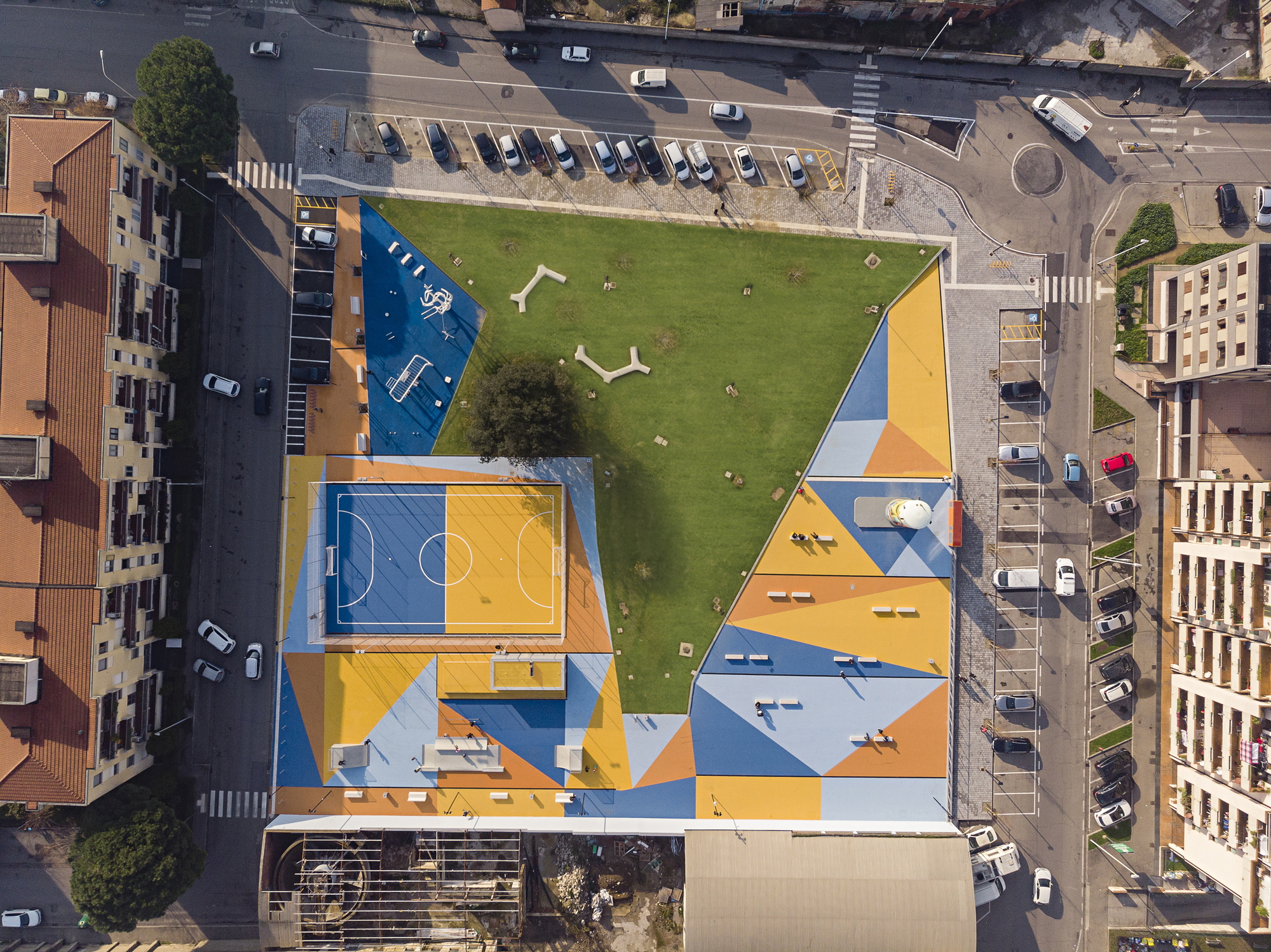 操场宏观乐透零普拉托丨意大利丨普拉托市公共空间规划办公室-7