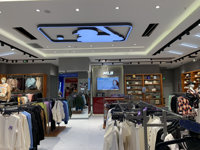 武汉龙湖天街MLB店-7
