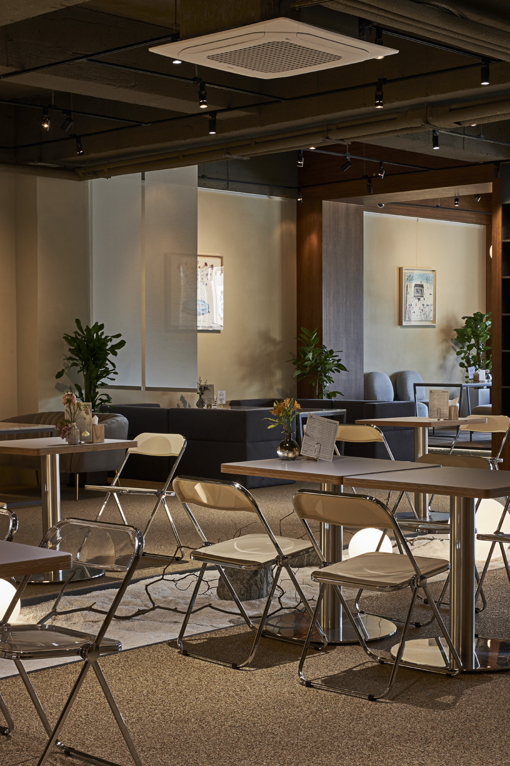 现代高级风 240 平咖啡厅设计-16