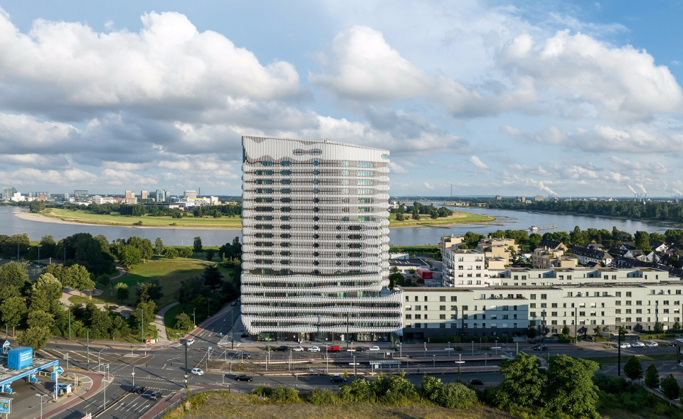 建筑实录|德国RKM740Tower医疗大楼-4