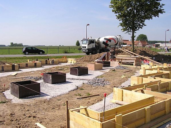 Maison(由八个海运集装箱打造的住宅项目)丨法国里尔丨帕特里克·帕图什(Patrick Partouche)-32