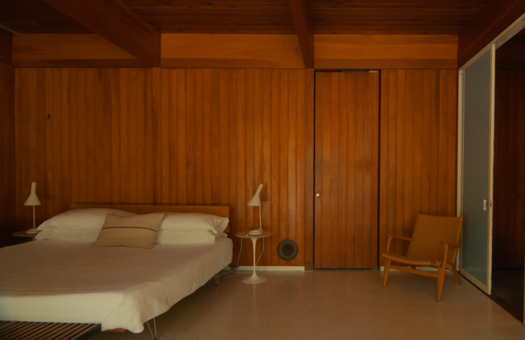 世界一隅|森林里的中世纪现代主义之家-41