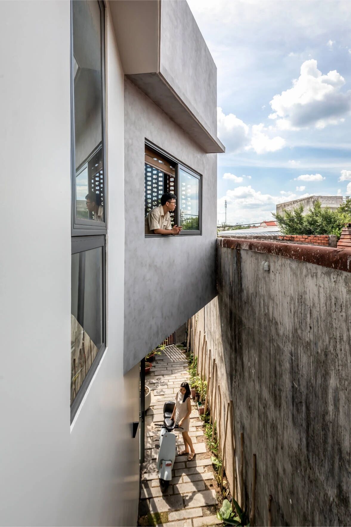 把房子扭成“Z”字，在闹市中心安了个会呼吸的家-0