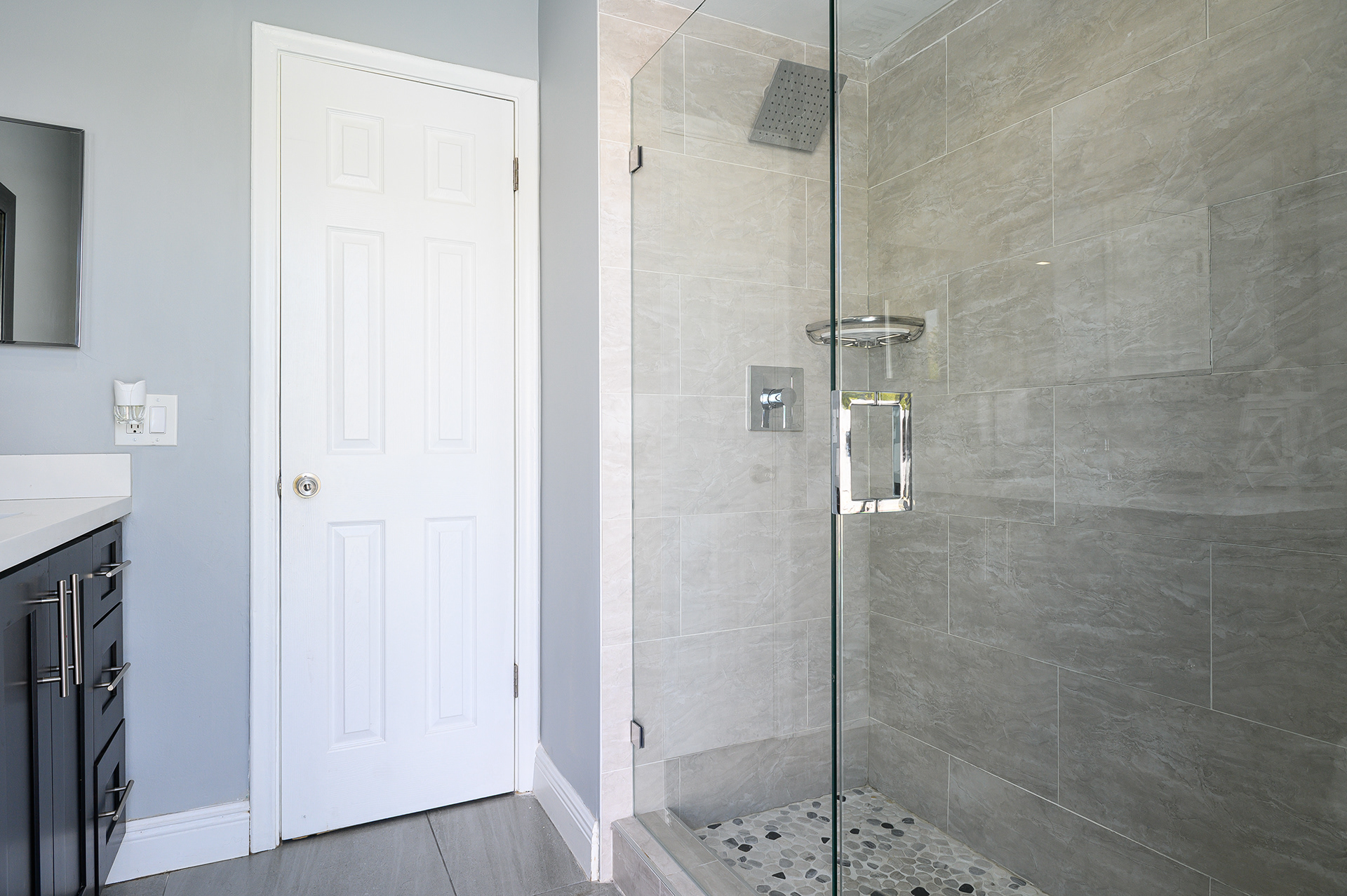 Complete Airbnb Listing 2-31