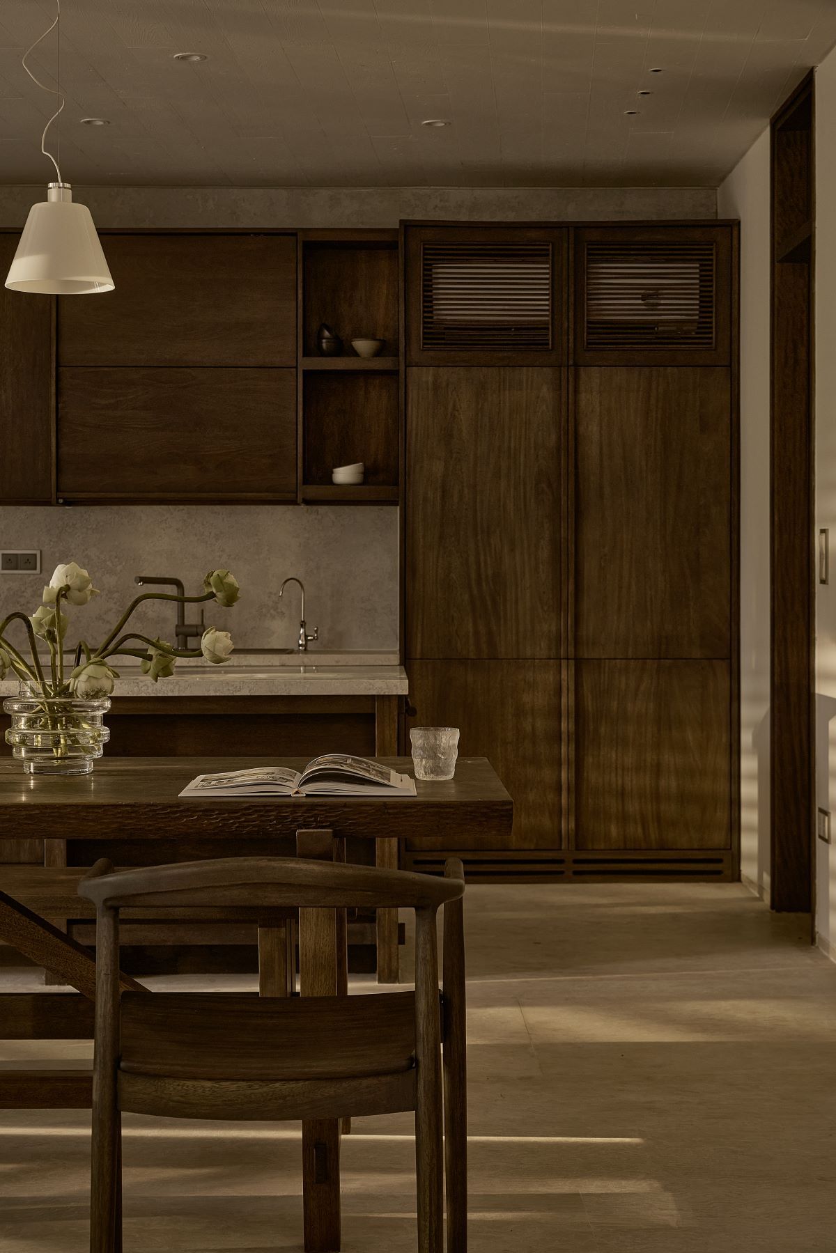 现代与传统共生，打造城市中的宁静绿洲-35