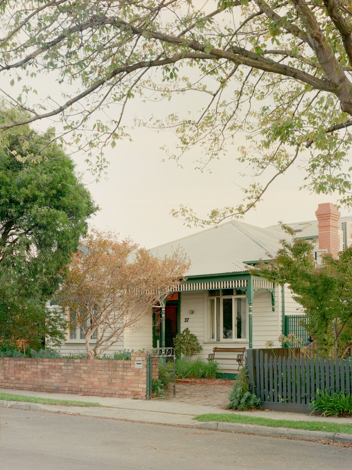 Garden Wall 住宅丨英国英格兰丨SoneloArchitects-0