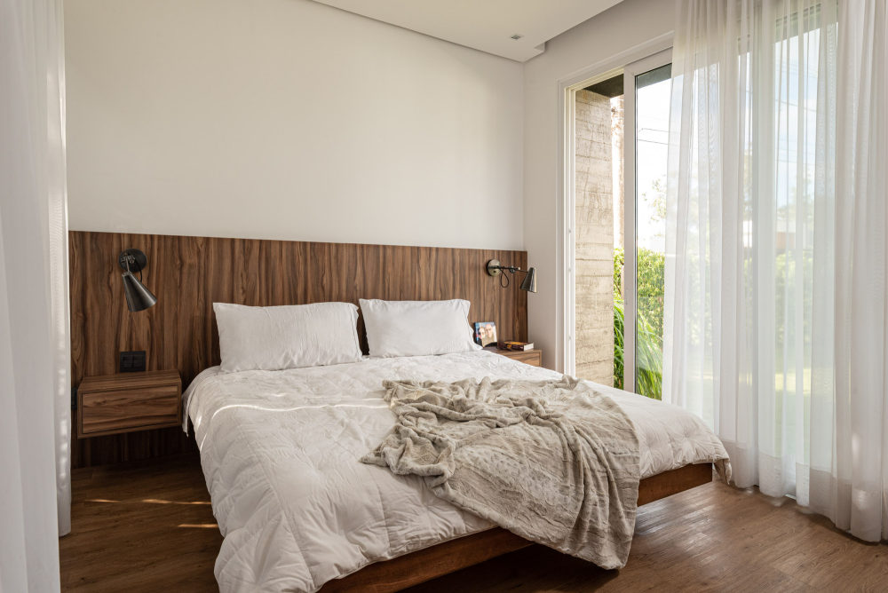 巴西简约住宅设计,展现混凝土与光影之美-32