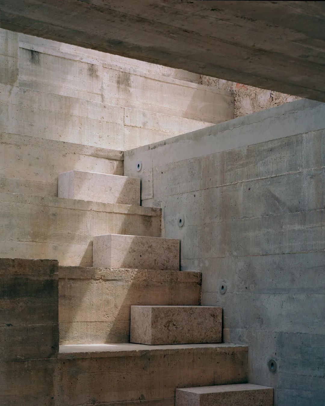 墨西哥建筑事务所 | 颠覆完美,创造想象力的空间-43