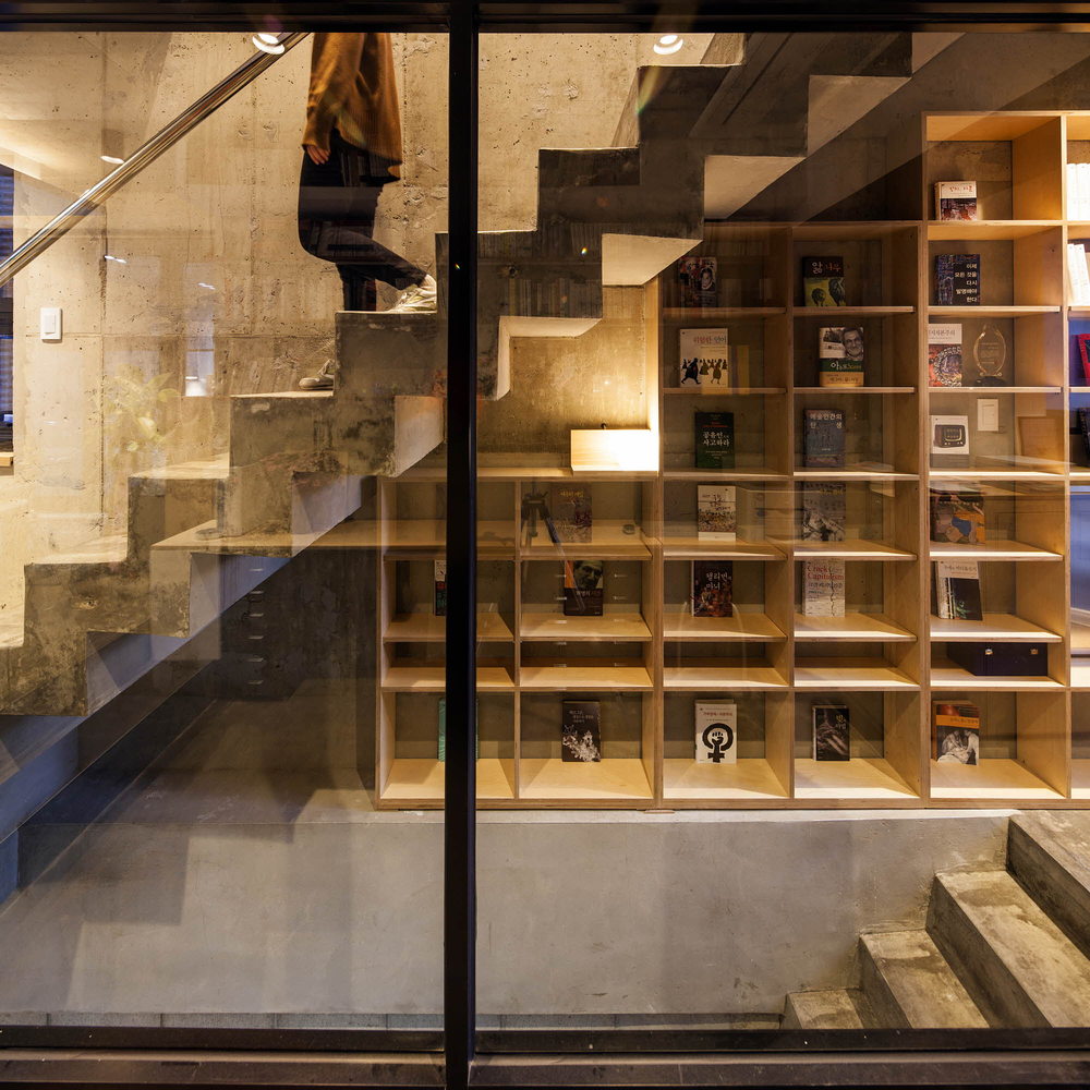 加尔穆里出版社-28