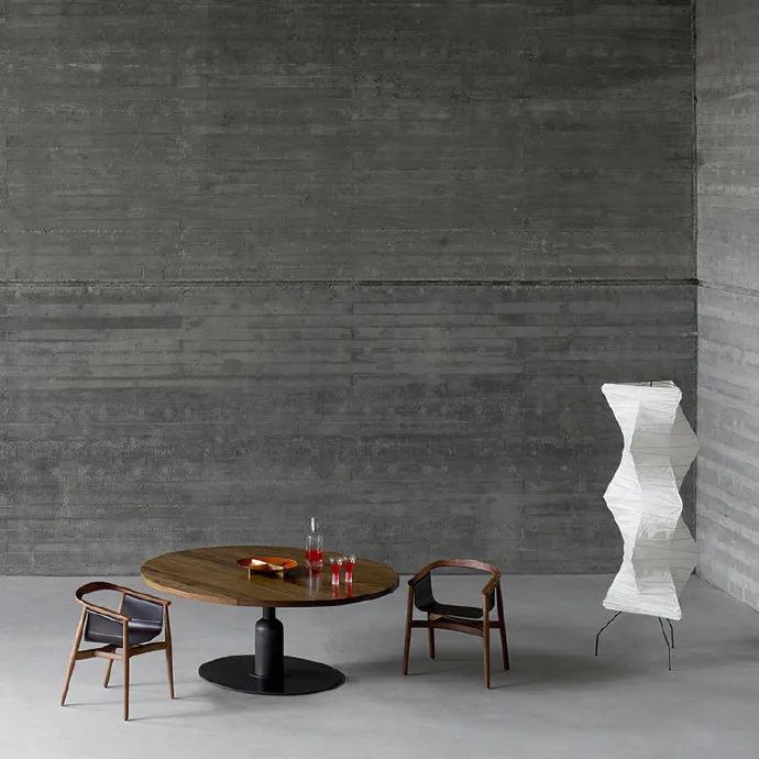 灰色调的美学魅力 | 极简与温情的和谐共生-75