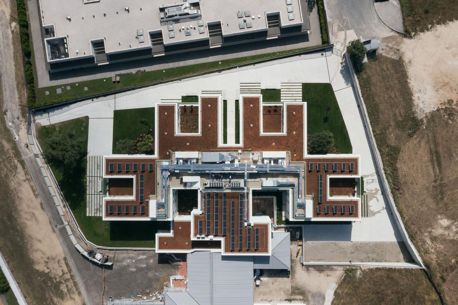 西班牙 Orense 教育创新中心丨西班牙奥伦塞丨Emma Ojea 和 Walter Lewin-14