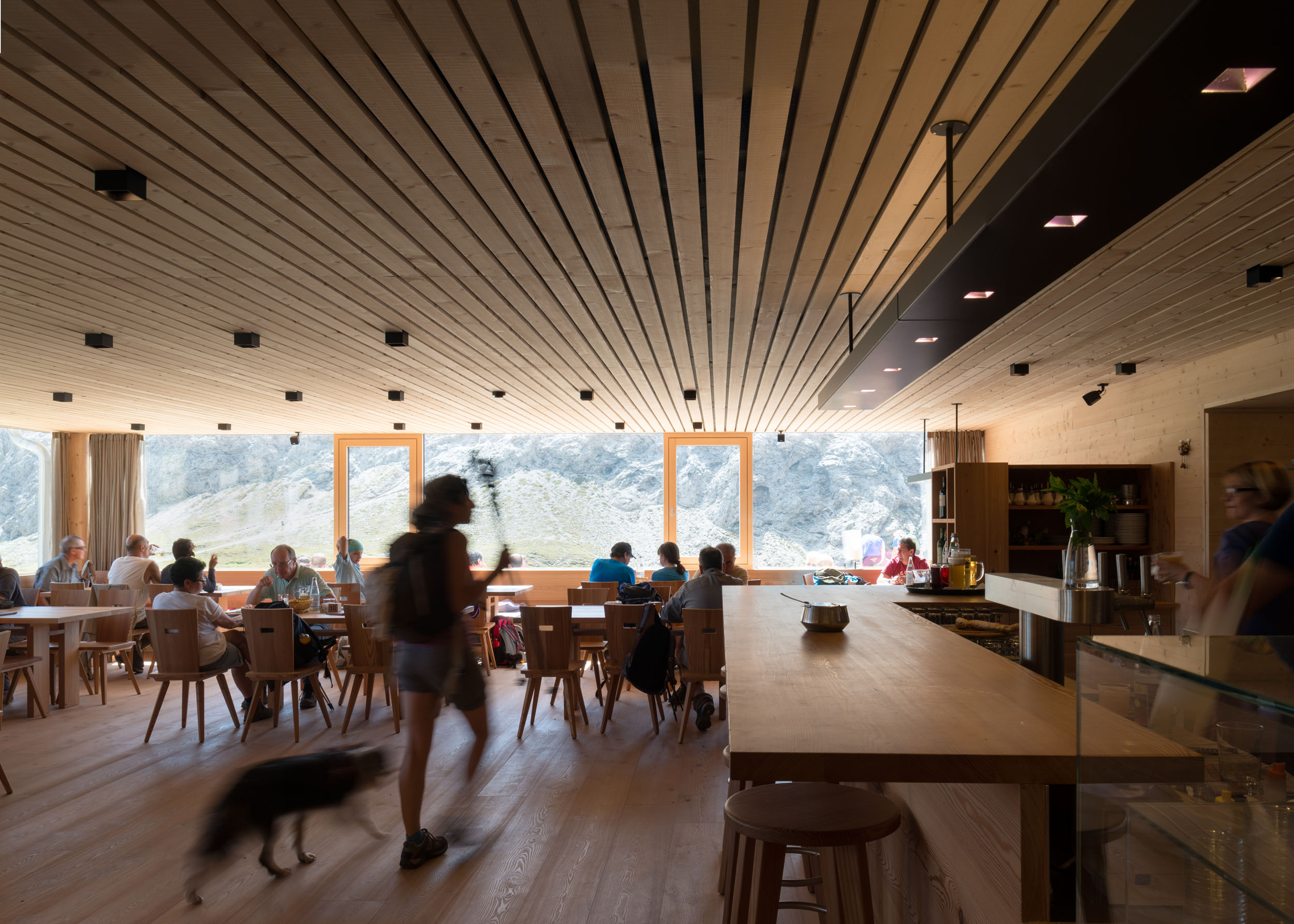 Tires 阿尔卑斯山保护屋-21