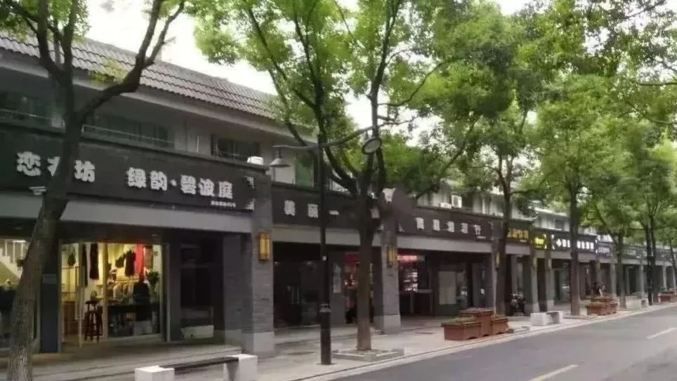 绣花功夫提升城市魅力 · 广州店招精细化发展之路丨中国广州丨韦娅,谢漪(GZPI规划设计三所)-13