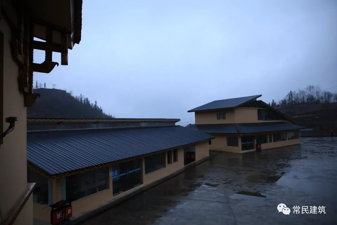 大凉山彝族新村落的"文曲"幼儿园-34