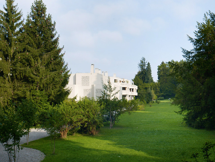 Hammam and Apartements in Patumbah-15