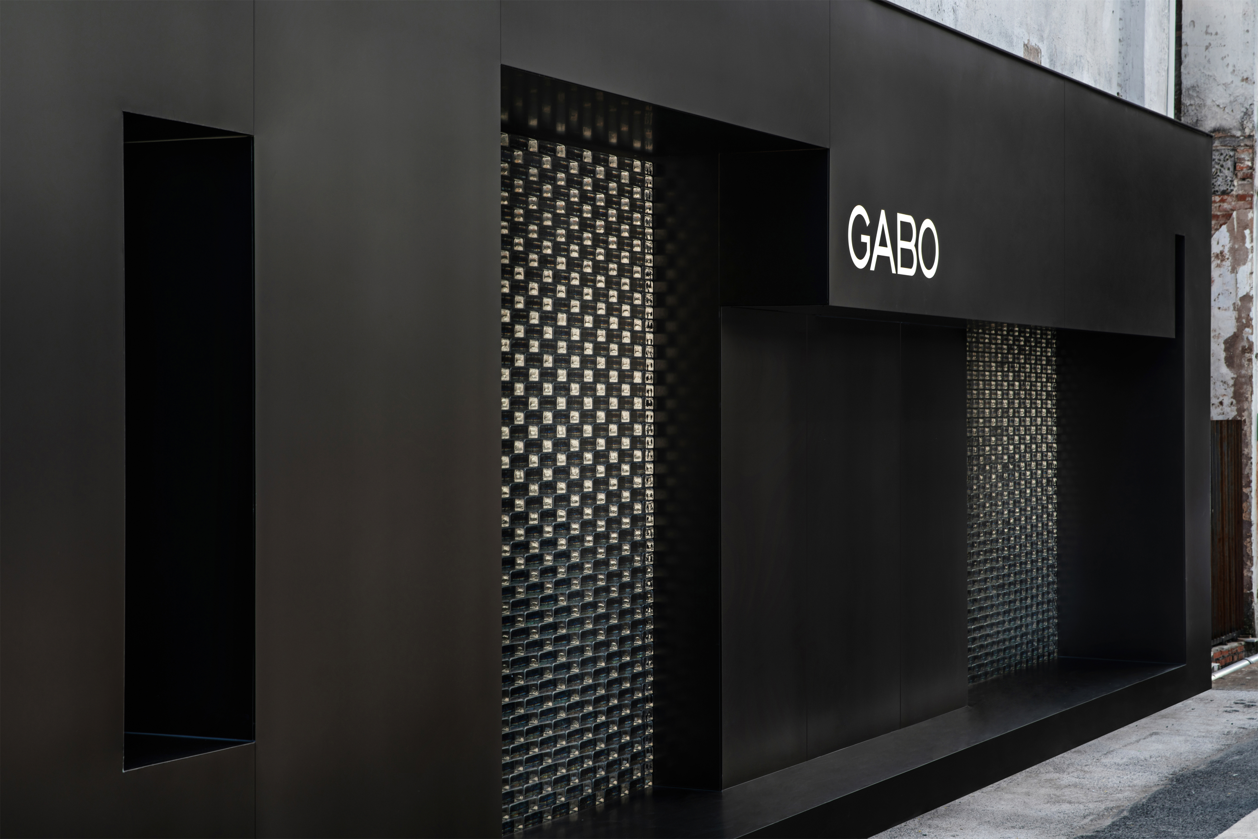 LEW丨厂房改造丨卫浴美学空间-7