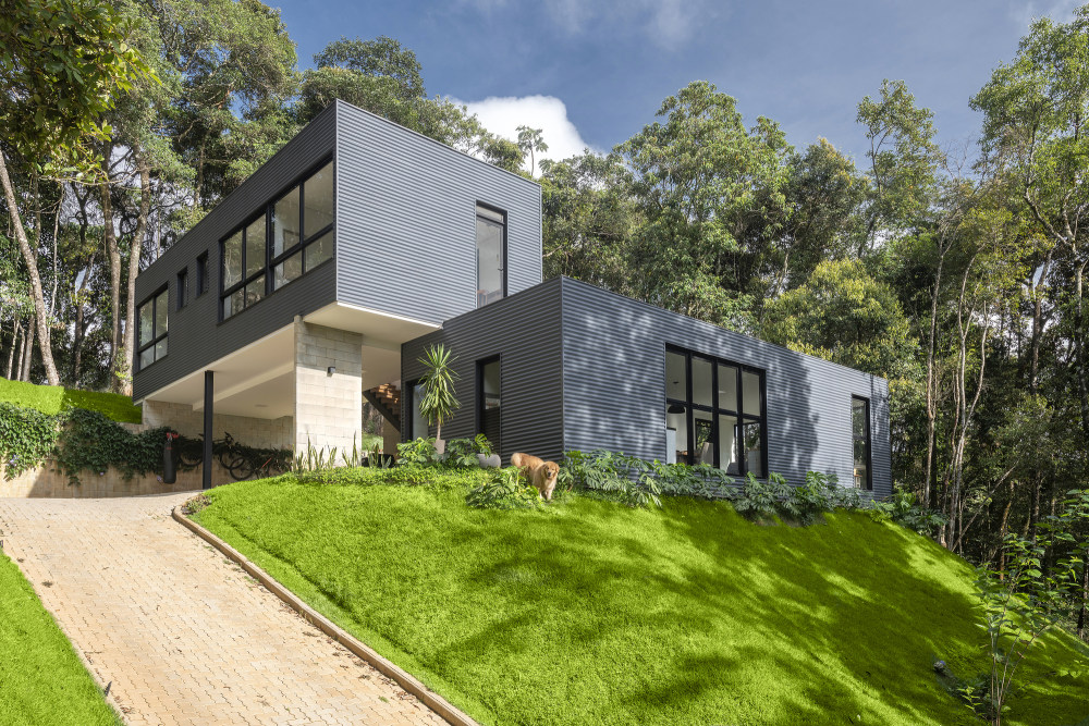 巴西简约住宅设计,融入自然的和谐空间-25