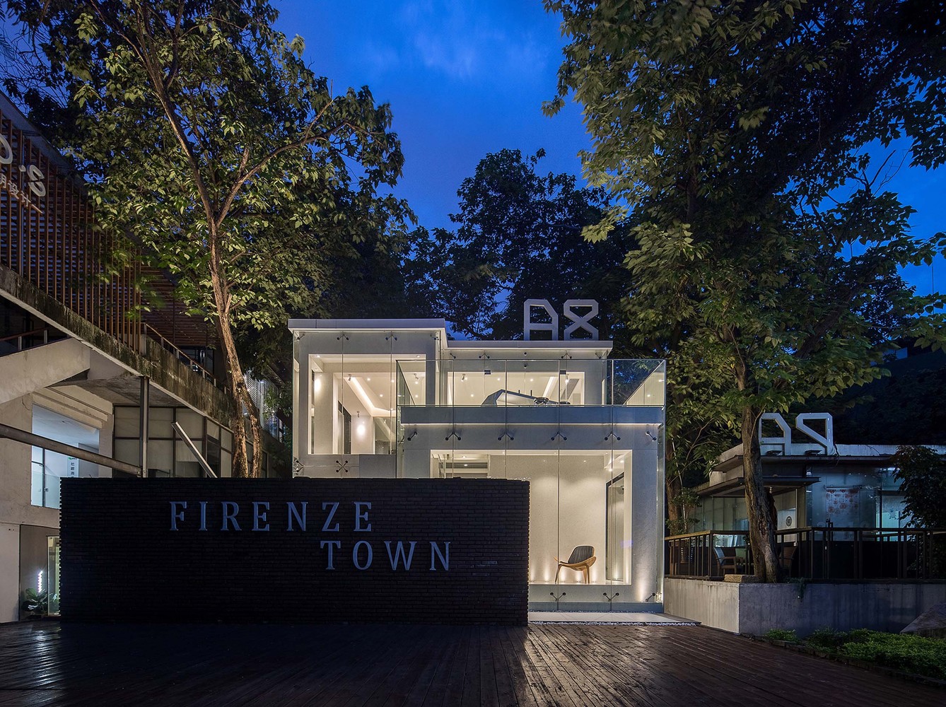 广州 XROOM 创意办公空间丨中国广州丨在于空间设计-8