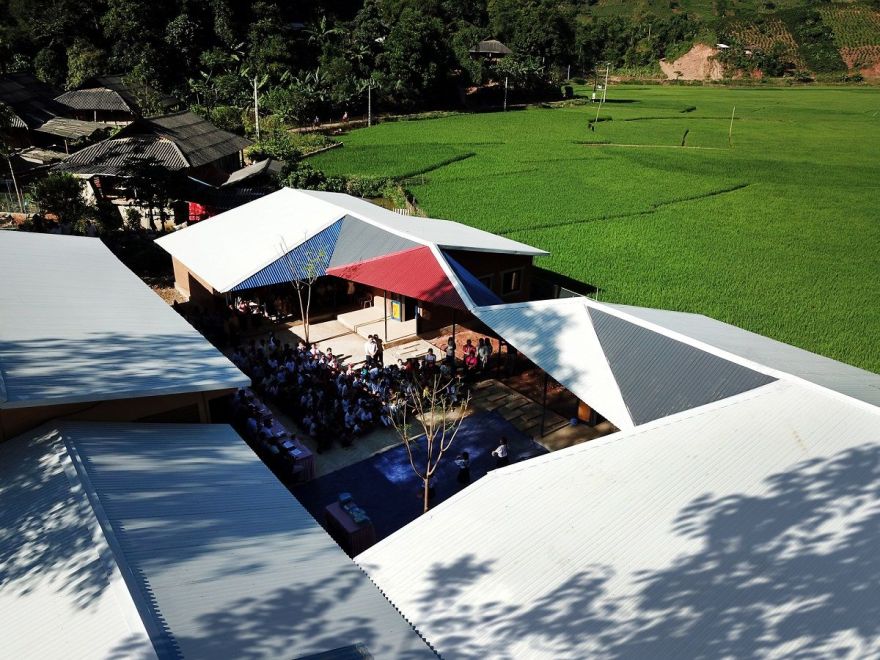 森林中的学校 · 1+1>2 建筑事务所打造独特学习环境-12