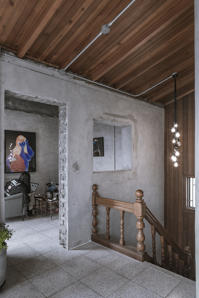 首尔老屋新生命,TEMP 建筑工作室打造独特咖啡馆-49