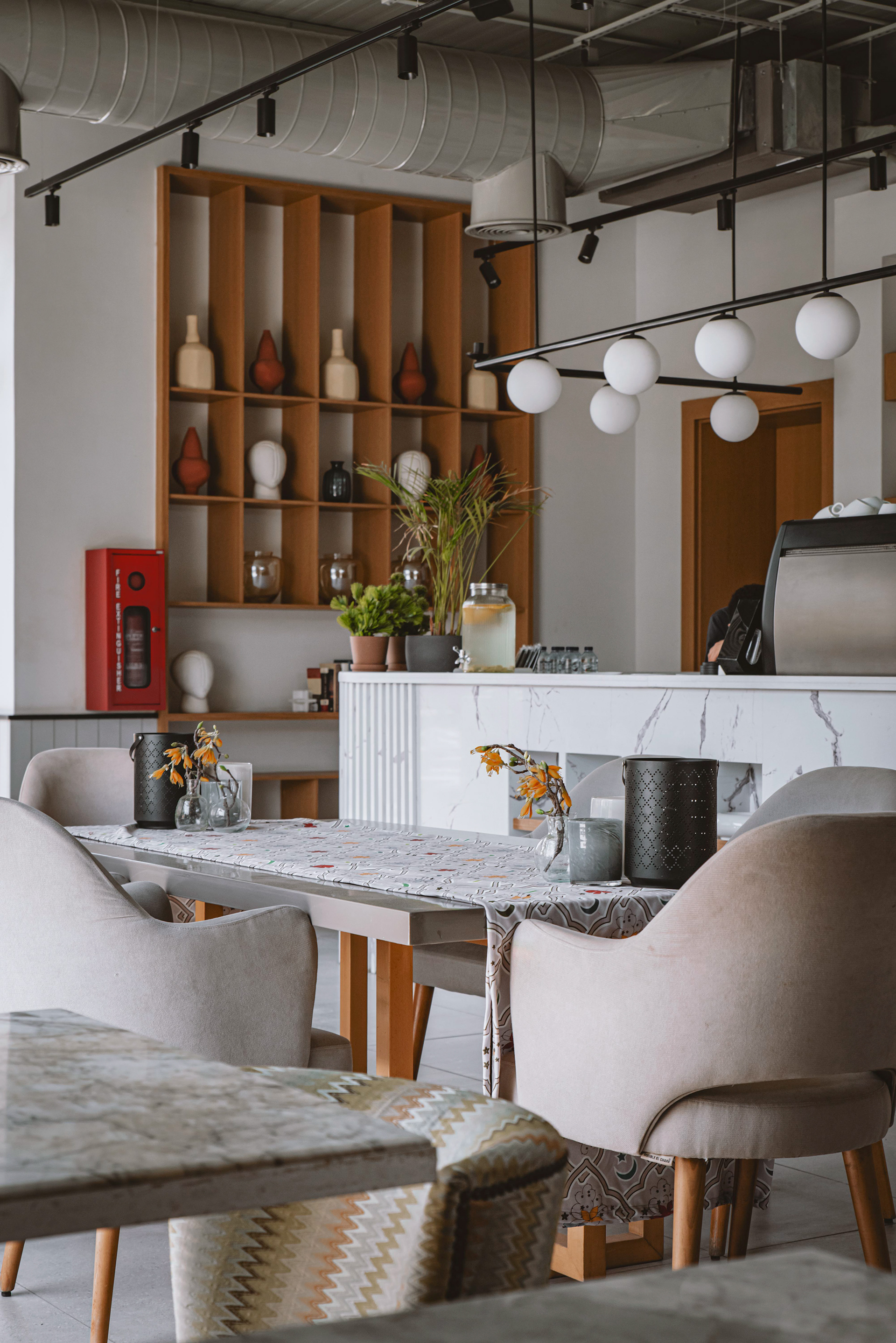 Cake Cafe - SWAN LAKE-18