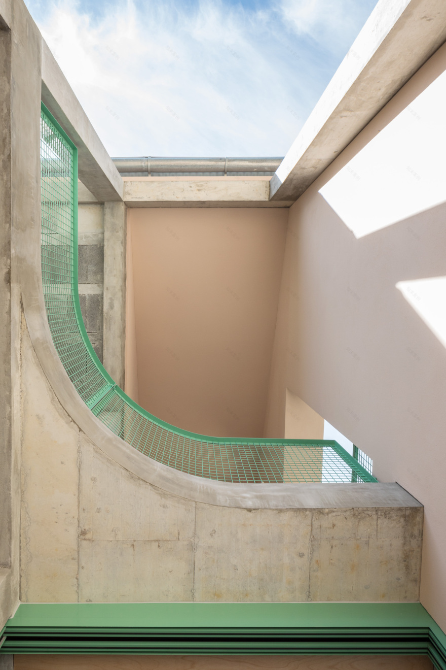 房屋,工作室丨葡萄牙波尔图丨oitoo-40