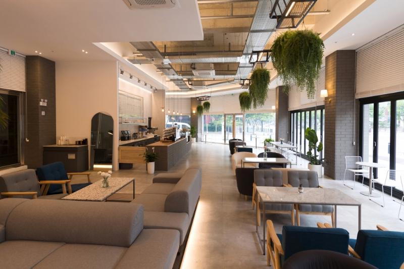 光州现代咖啡馆"白色&灰色"的室内设计解读-2