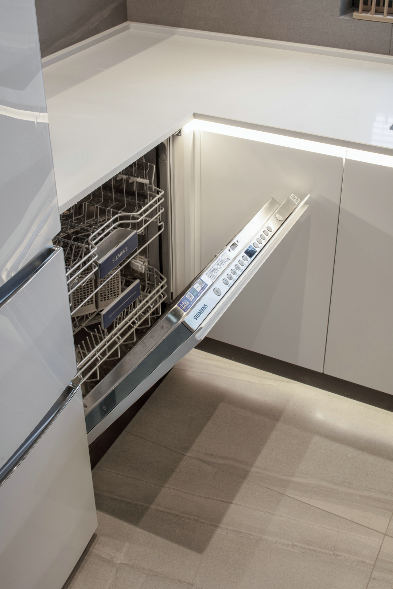 温州立体城私宅 | 白色纯净空间,释放生活压力-37