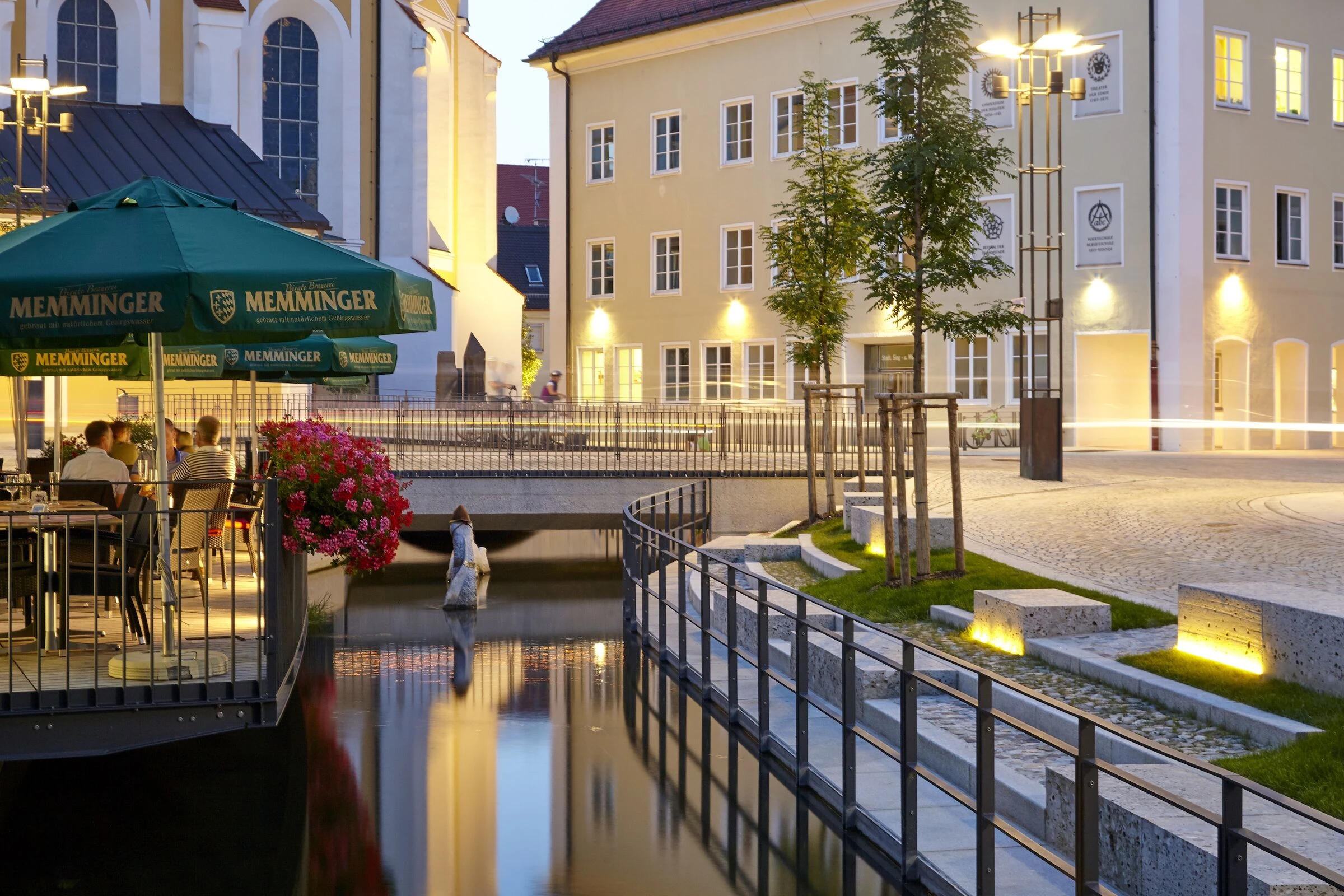 Platz Jesuitenkirche-13