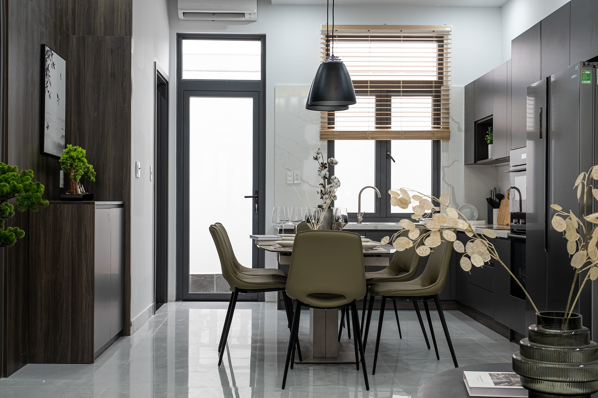 HOME STYLING / THE SOL CITY - NPLK TRUNG HOA-13