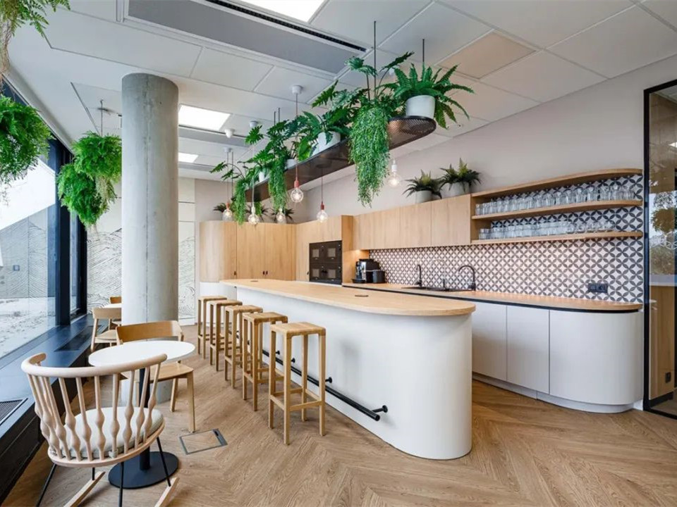 布拉格人力资源 LMC 办公室丨意大利布拉-2