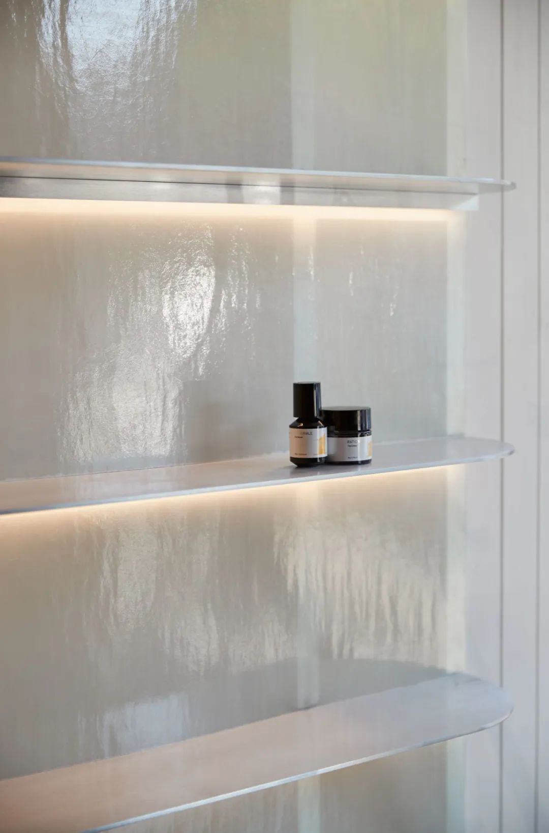 Lilian Von Trapp 珠宝旗舰店设计-15