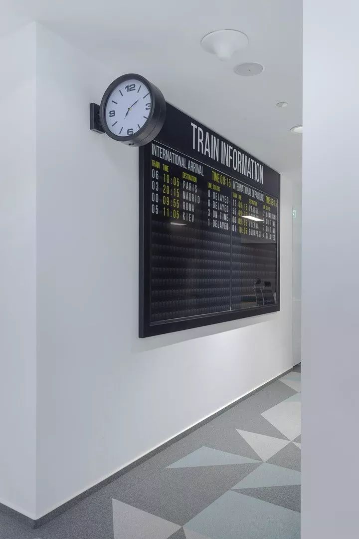 科幻未来主义元素融入的 Thales 泰雷兹办公室设计-60