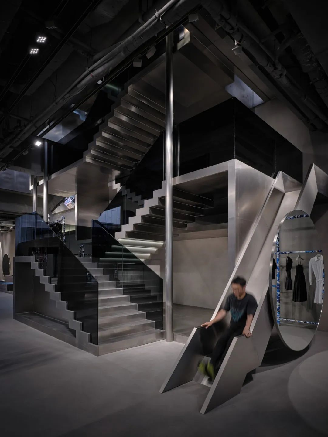 南京 FLAMME FLAMME 时尚空间设计丨中国南京丨壹正企划-4