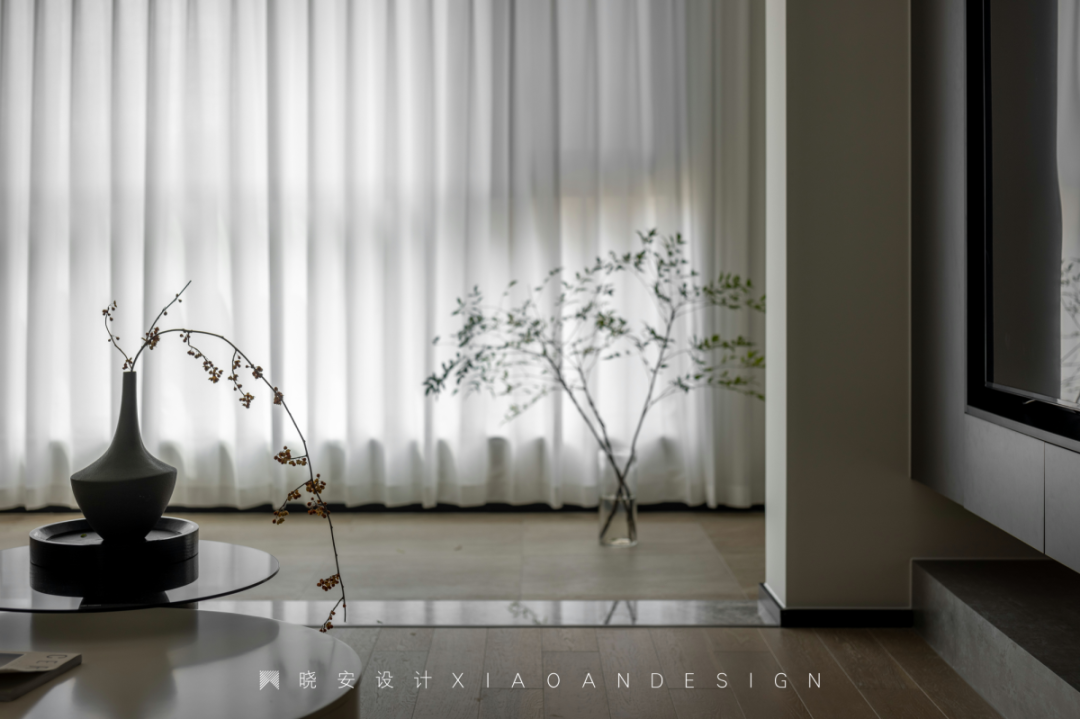 极简原木邂逅黑白灰,打造 125㎡艺术私宅丨晓安设计-28