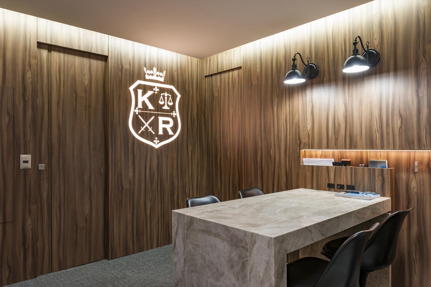 绿色工作大道 · MIS Arquitetura 的木质现代办公室设计-1