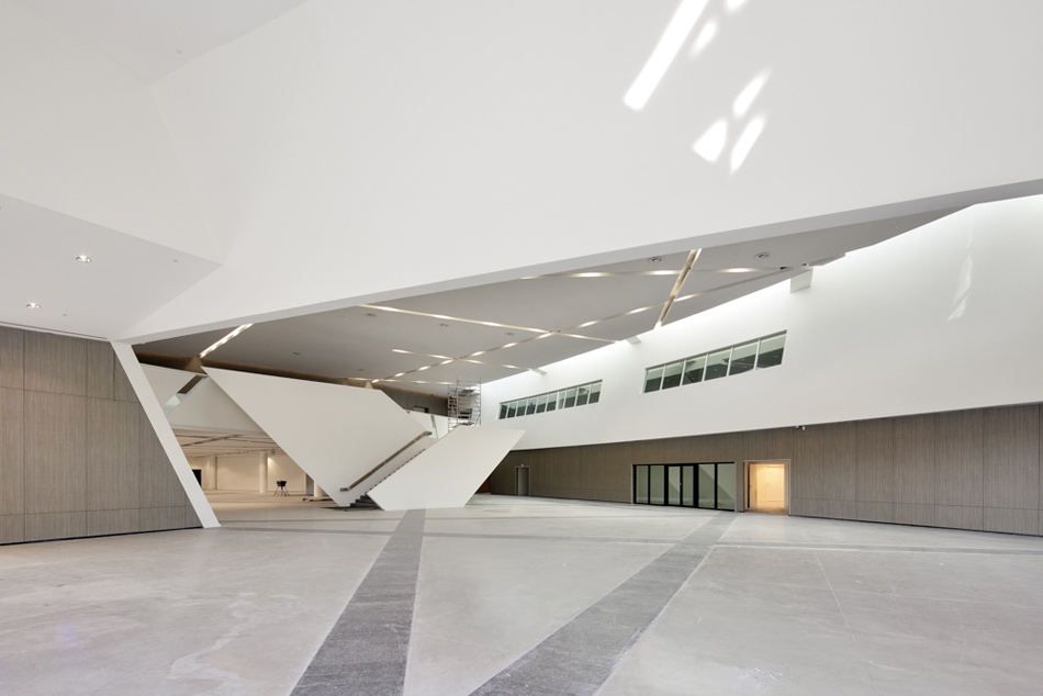 蒙斯国际会议中心丨比利时丨丹尼尔·里伯斯金-29