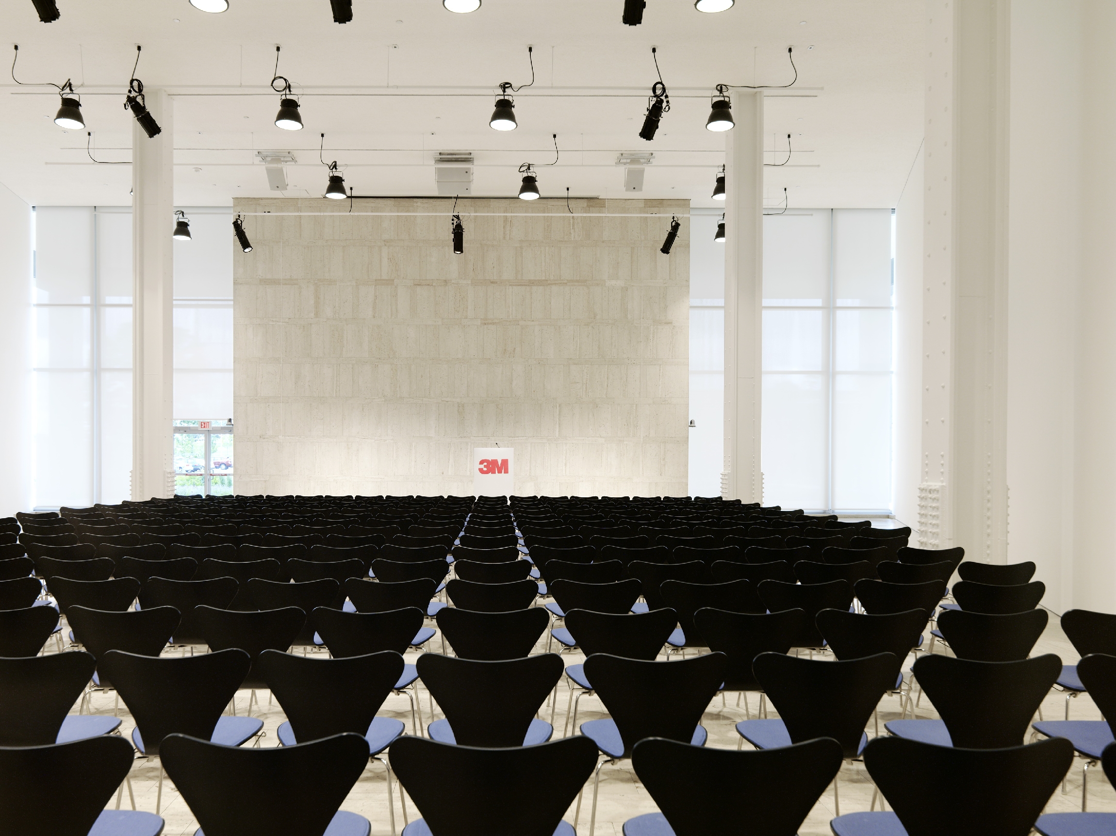 3M 公司总部 | 简约现代的办公空间设计-36