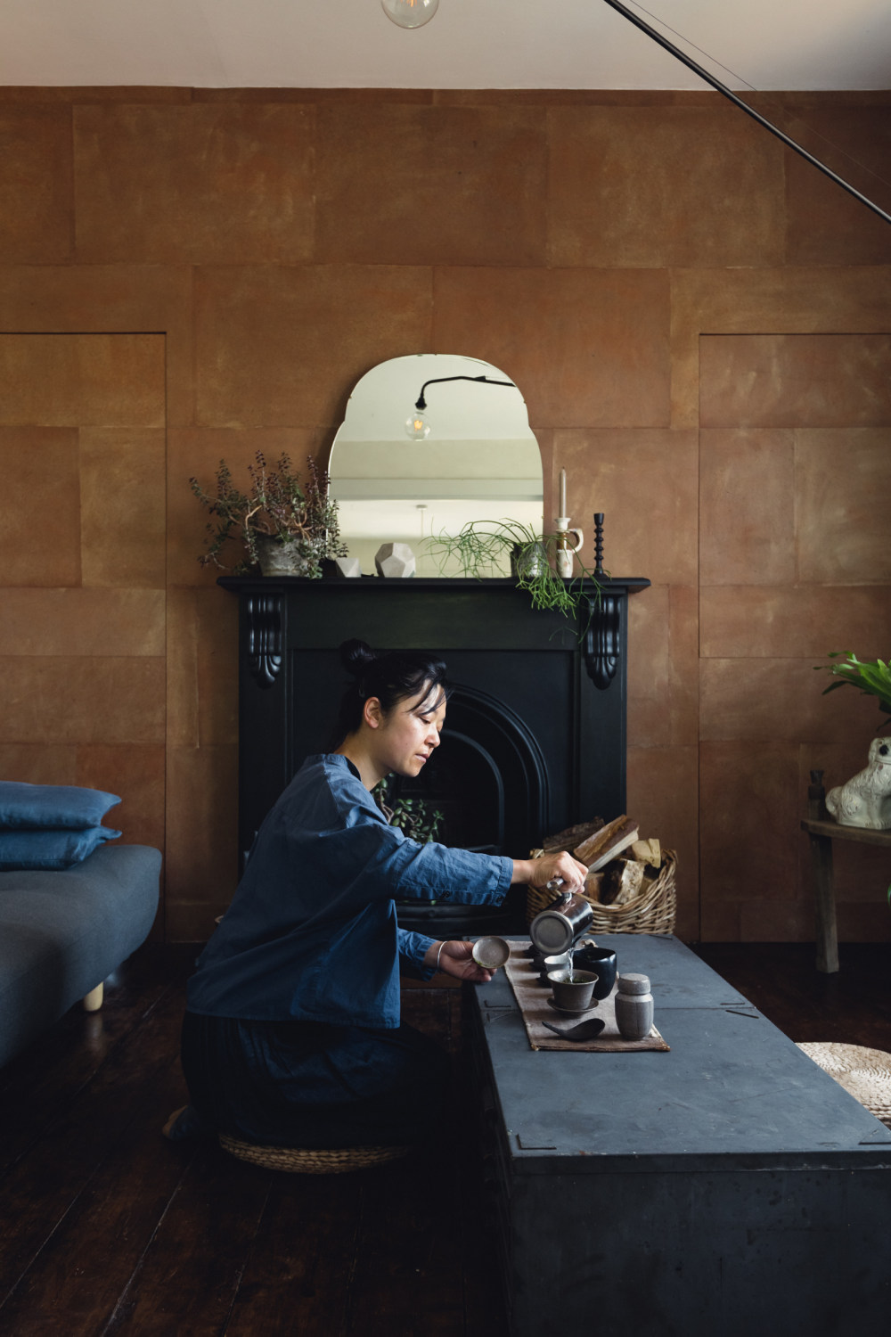 陶艺家 Kaori Tatebayashi 的伦敦森林山现代之家 | 城市与自然的完美融合-11