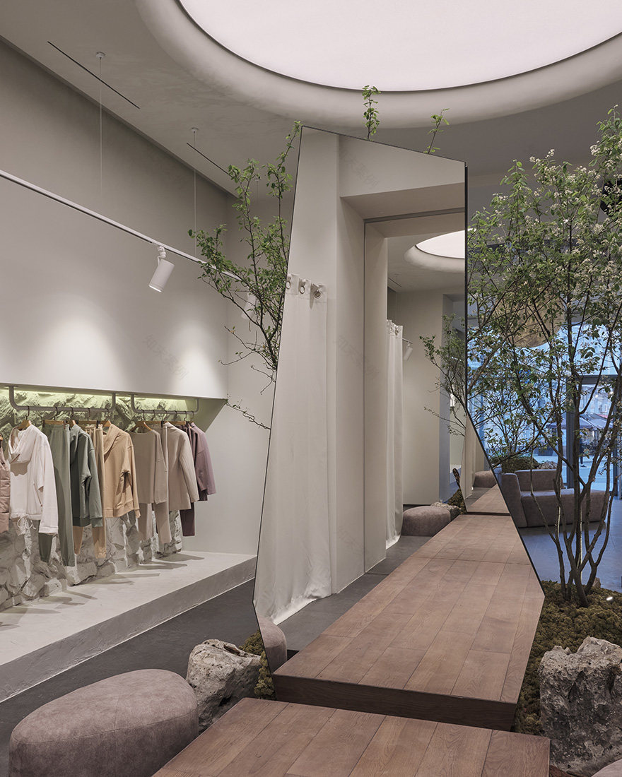 圣彼得堡服装品牌 LaTrika 莫斯科旗舰店设计丨俄罗斯莫斯科丨JL Studio 团队-8