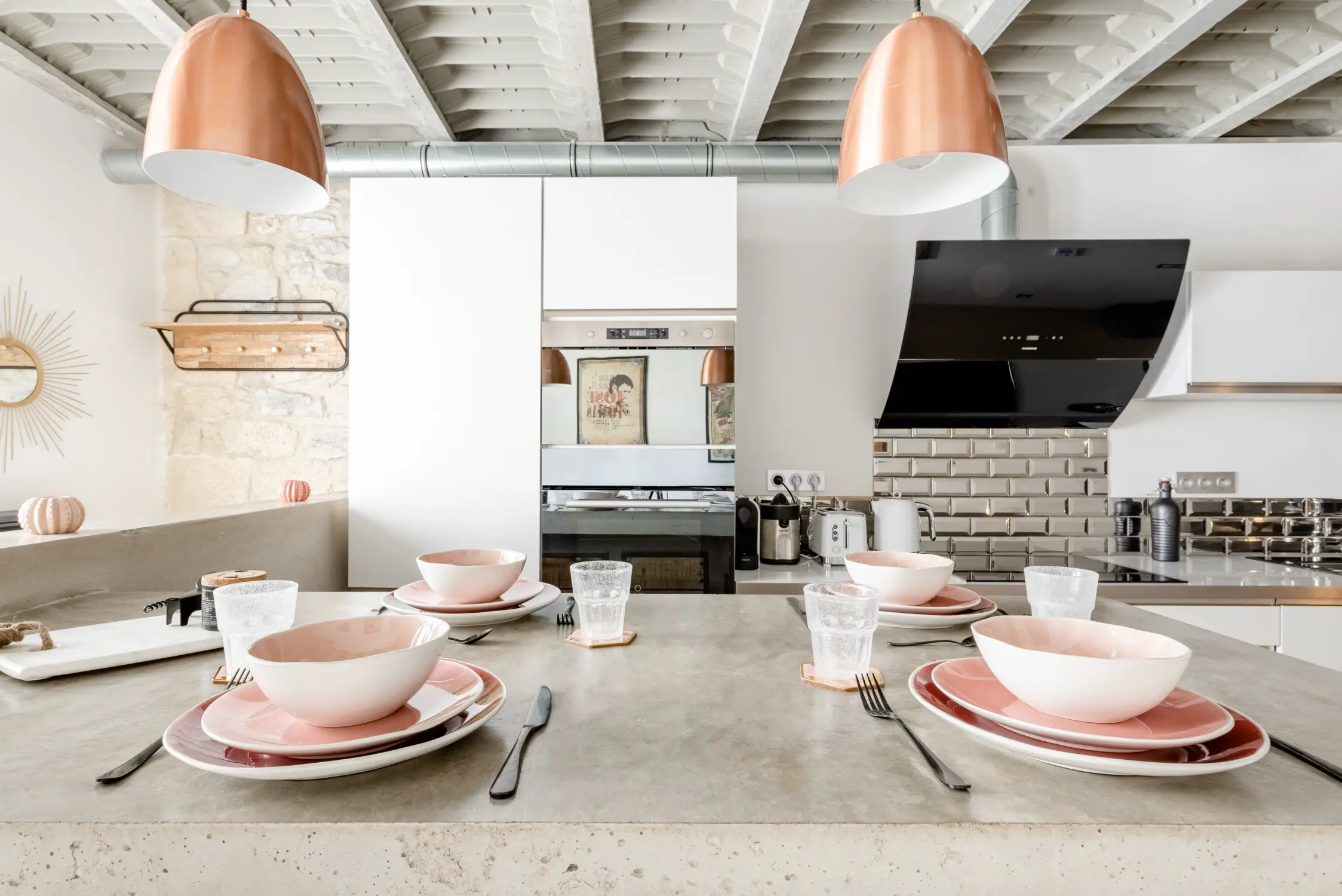 Camargue 石制阁楼 | 工业风的独特魅力-10