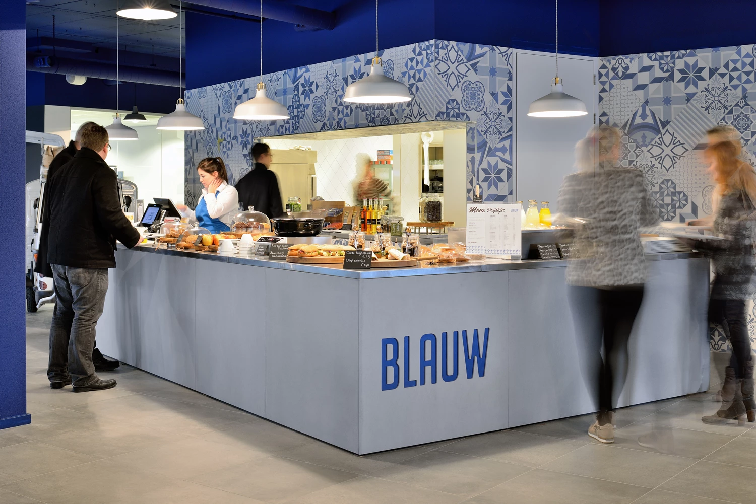 's-Hertogenbosch 的"BLAUW"办公室设计 | 集办公、餐饮、休闲于一体的创意空间-6