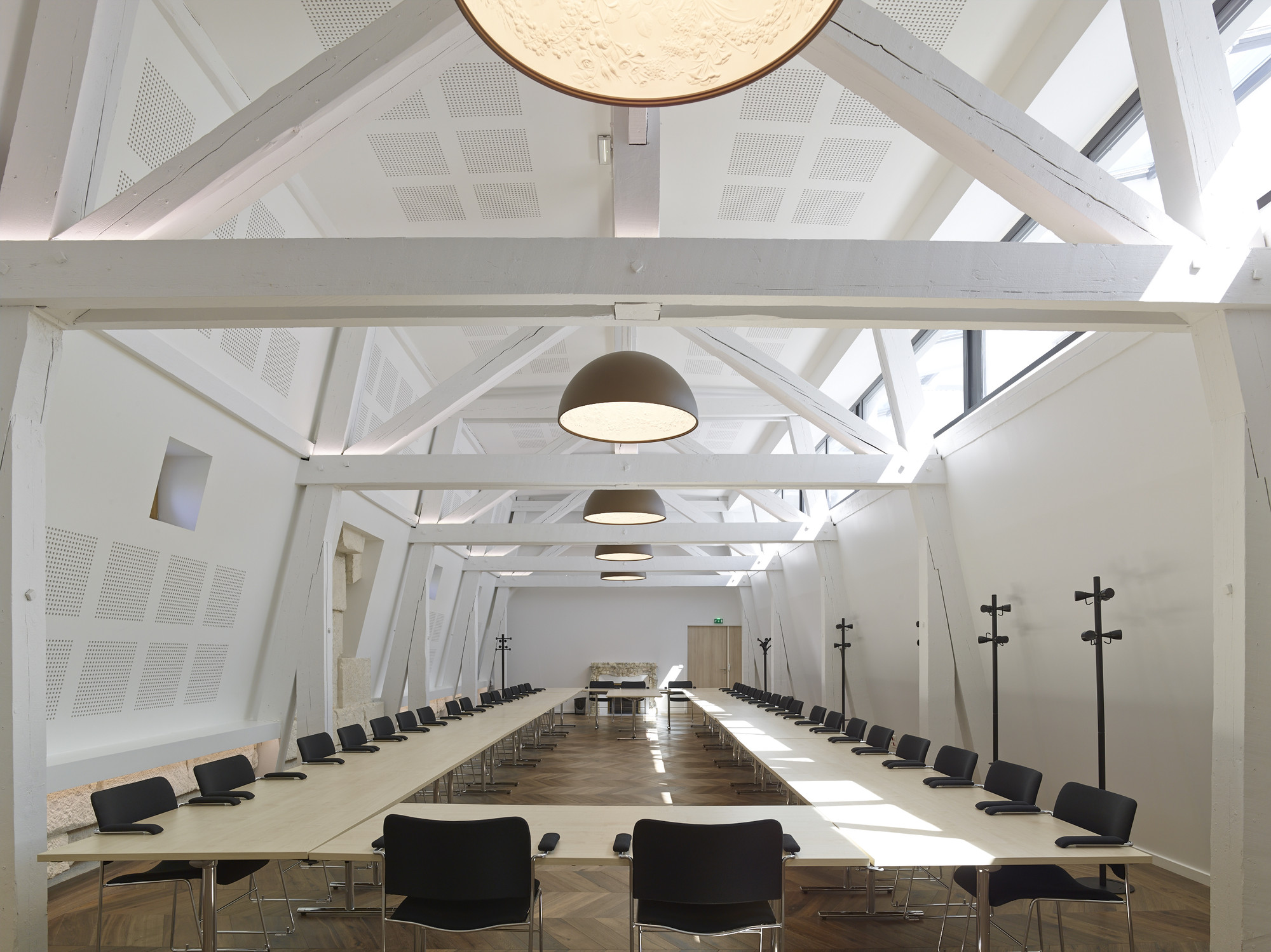 法国图卢兹储蓄银行总部,历史与现代的完美融合-1