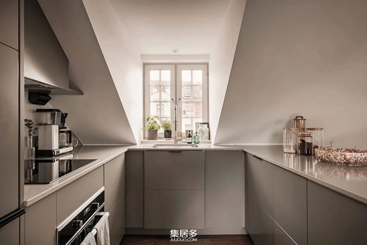 现代舒适家居:旧阁楼改造斯德哥尔摩新风尚丨瑞典斯德哥尔摩丨室内建筑师-22