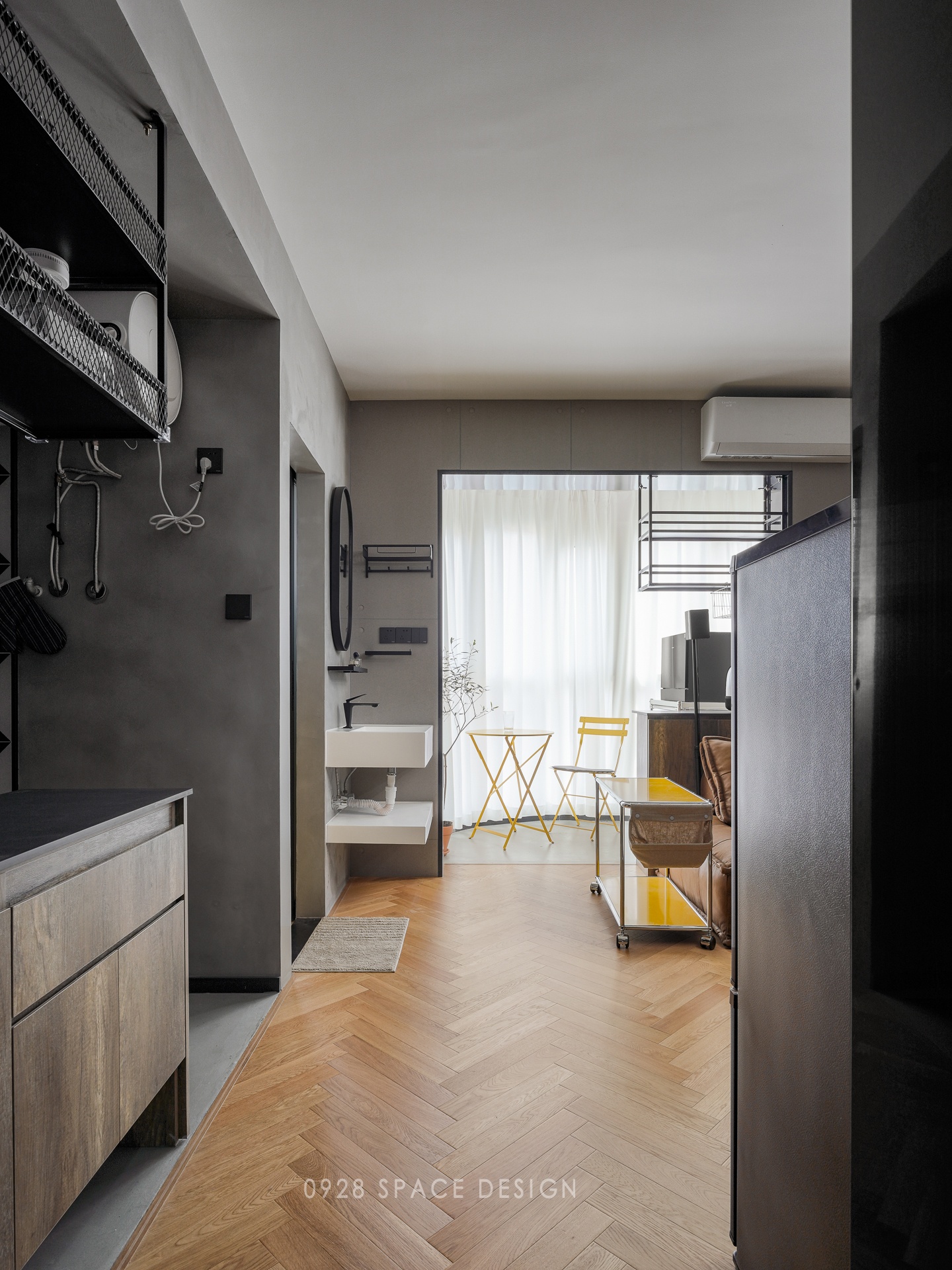 工业风独居空间设计-16