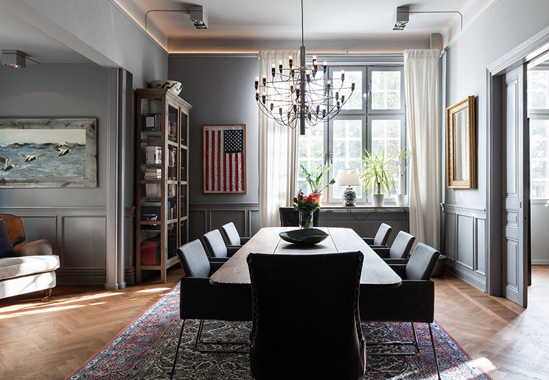 瑞典神秘庄园 | 暗色调的惊艳空间-12