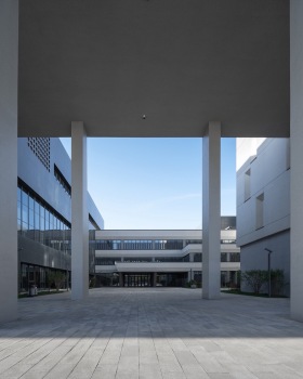 太原师范学院教师教育实训中心丨中国晋中丨华南理工大学建筑设计研究院有限公司陶郅工作室