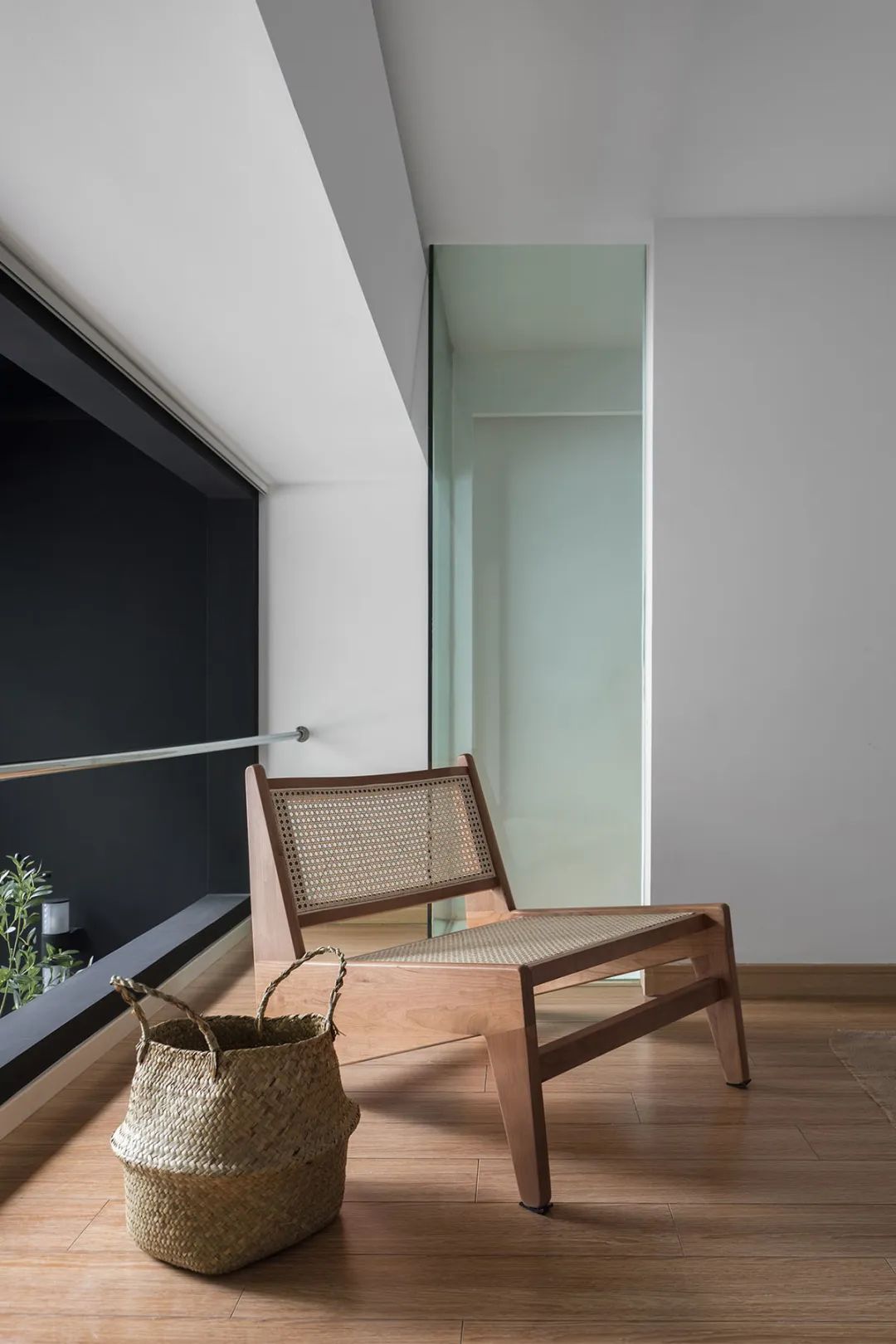 上海正昉协作设计办公室 | 黑白之间的光与影-26