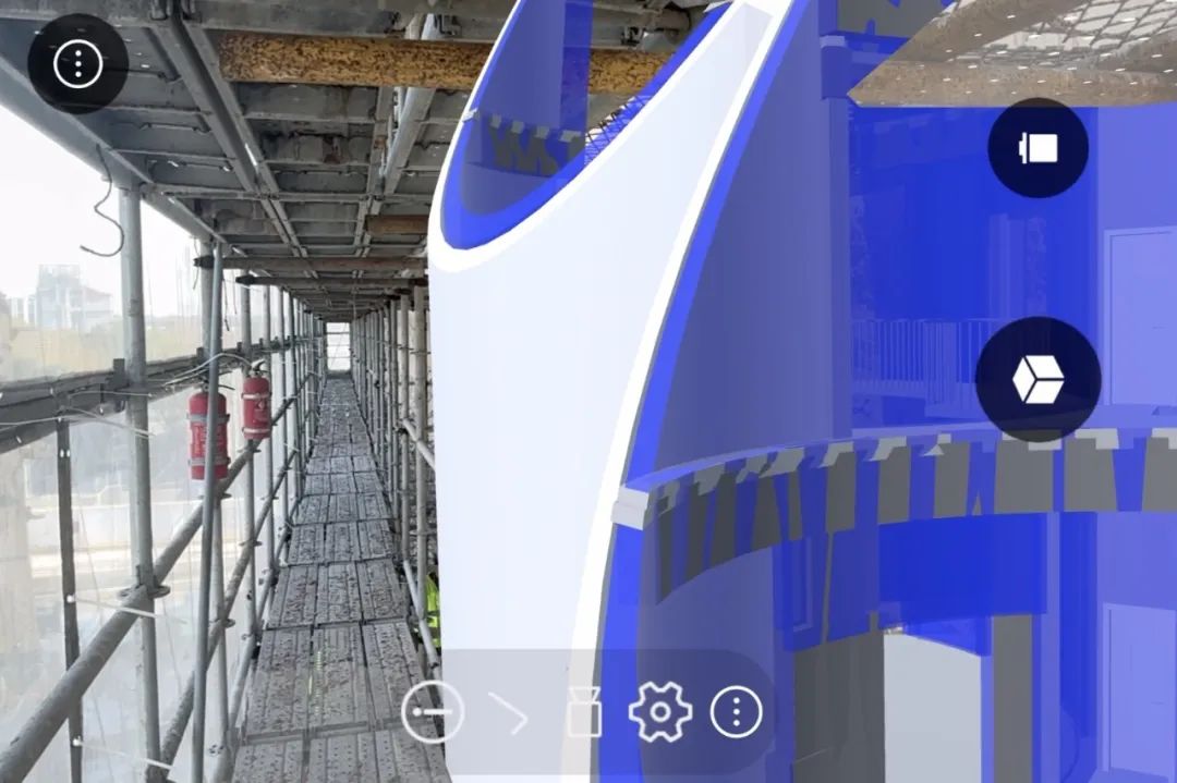 张江之尚“八联筒”外壁完成斜切，上海建工让工业遗存焕新重生-42