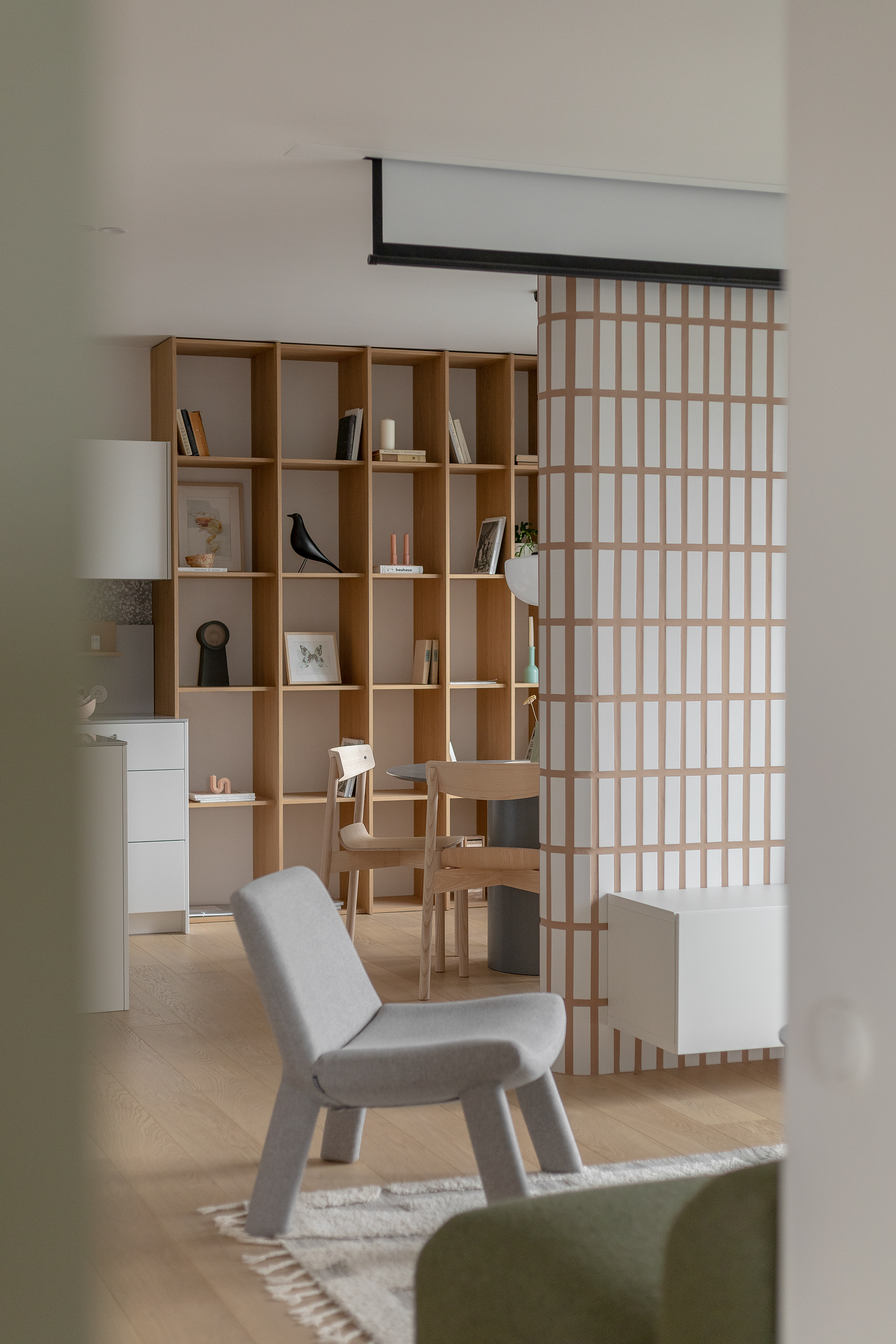 由布罗·斯洛沃设计的公寓丨Buro Slovo-11